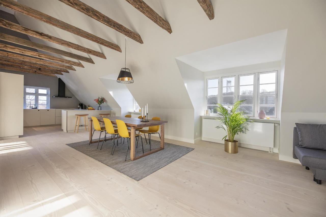 Aday - Modern Living - Balcony Room Aalborg Exterior photo